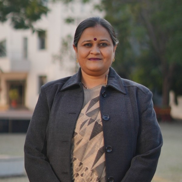 Dr.LavinaSingh